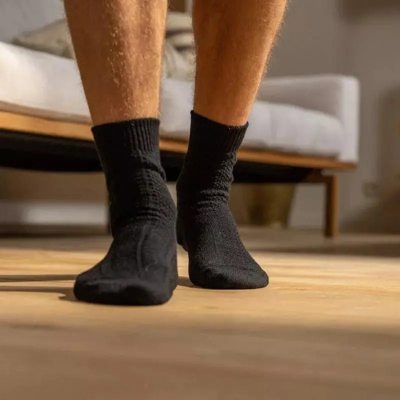 EBONY MERINO WOOL SOCKS