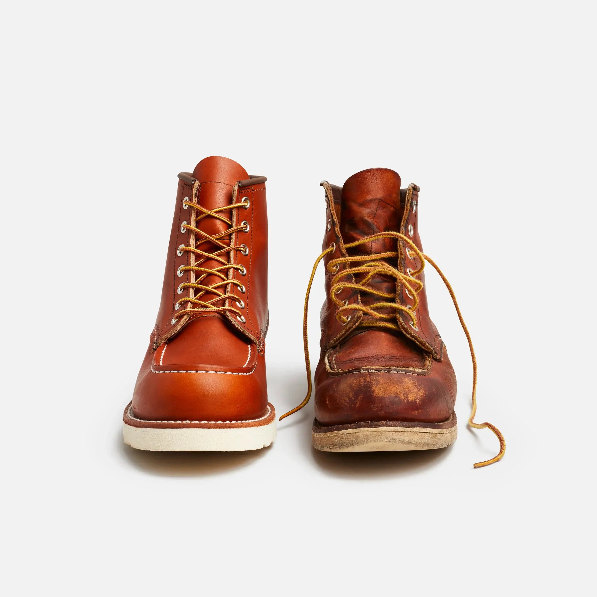 CLASSIC MOC ORO LEGACY RED WING -  Klubb